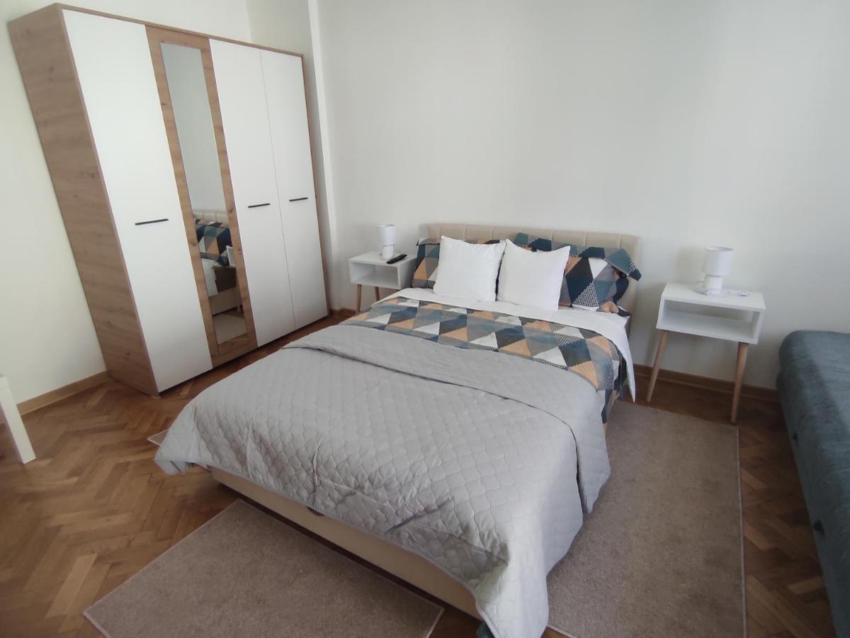 Apartman Nicolas Белград Экстерьер фото